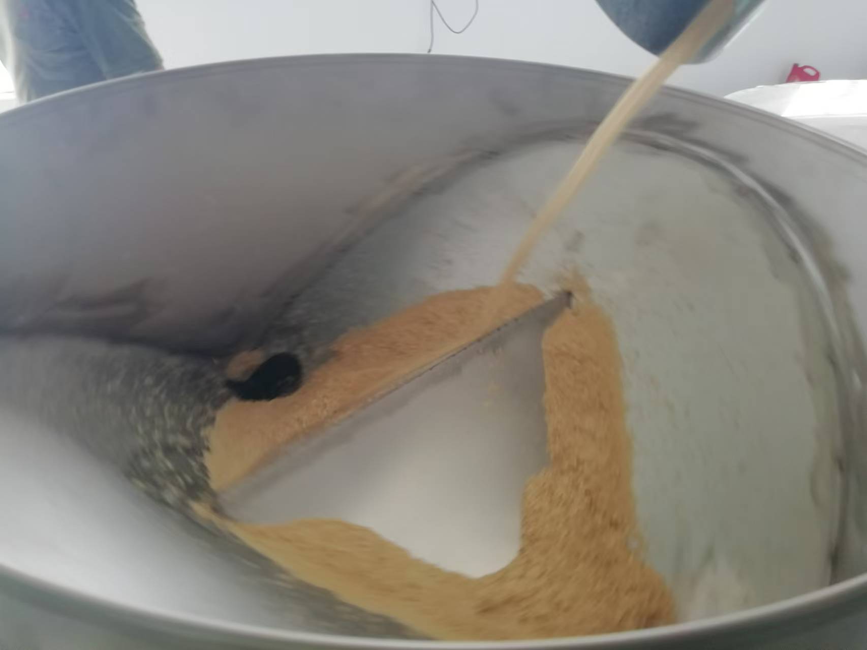 河北省黃驊市石磨面粉機生產(chǎn)線，日處理小麥30噸